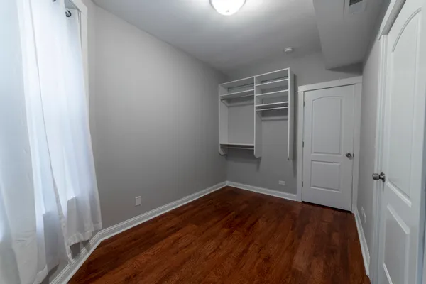 $2,000 | 3429 South Union Avenue, Unit 3R, Chicago, IL 60616