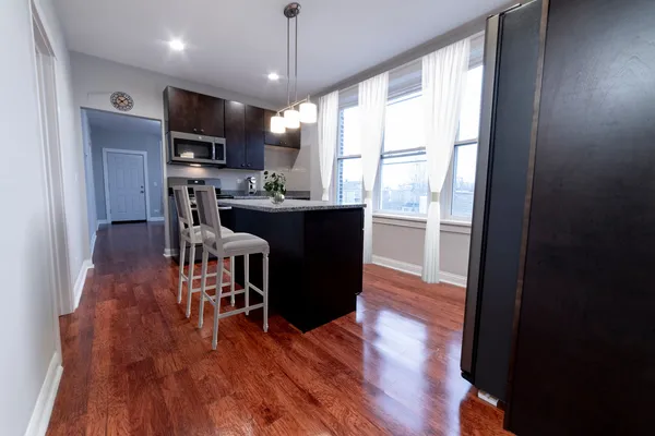 $2,000 | 3429 South Union Avenue, Unit 3R, Chicago, IL 60616