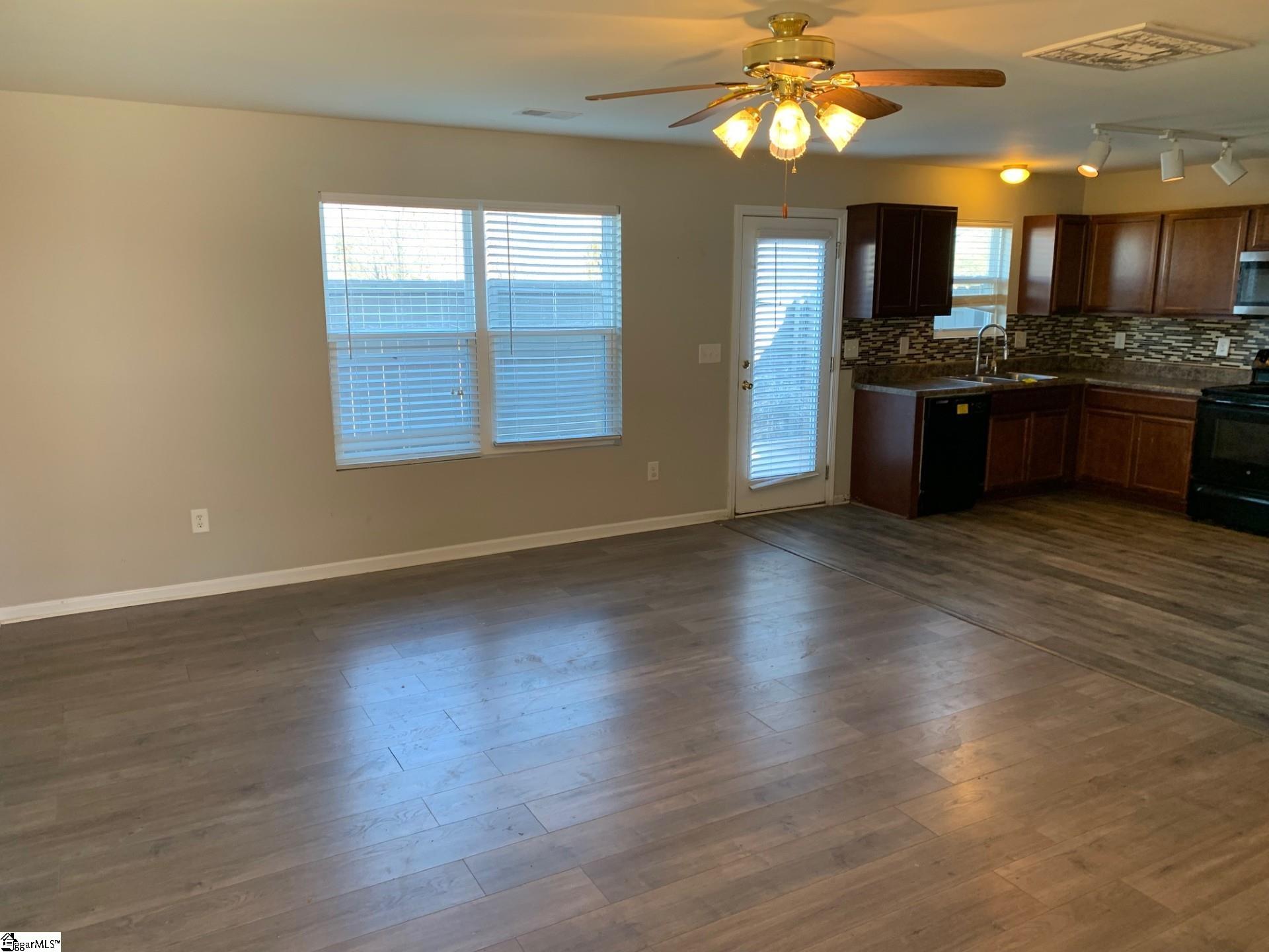 4 Jones Creek Circle Greer, SC 29650 - Photo 2 of 12