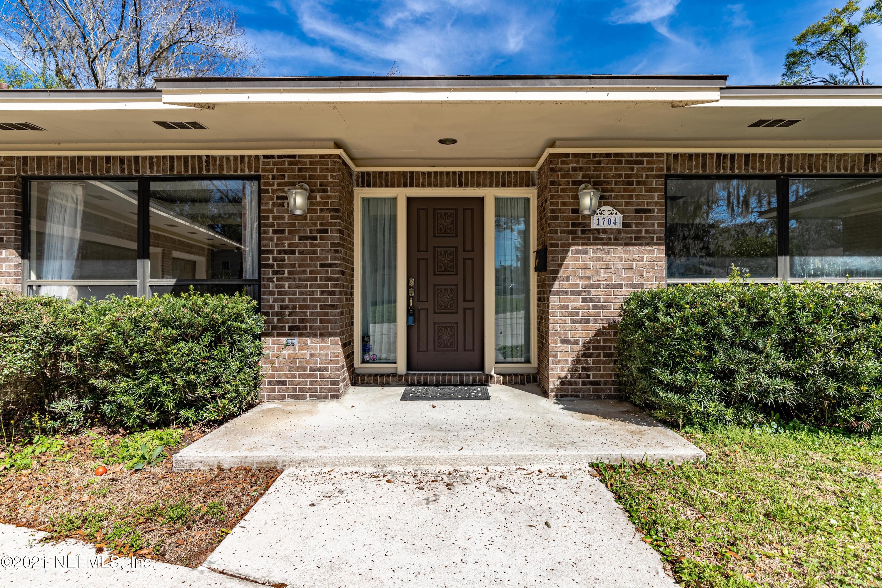 1704 Memory Lane Jacksonville, FL 32210 - Photo 54 of 54 front view of a building