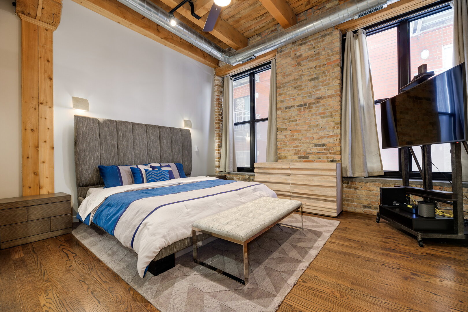 154 West Hubbard Street, Unit 203 Chicago, IL 60654 - Photo 17 of 25