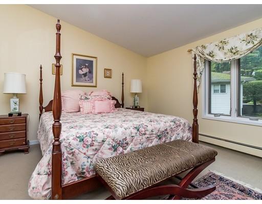 45 Ledge Road Waltham, MA 02452 - Photo 26 of 41 Gallery Image 26