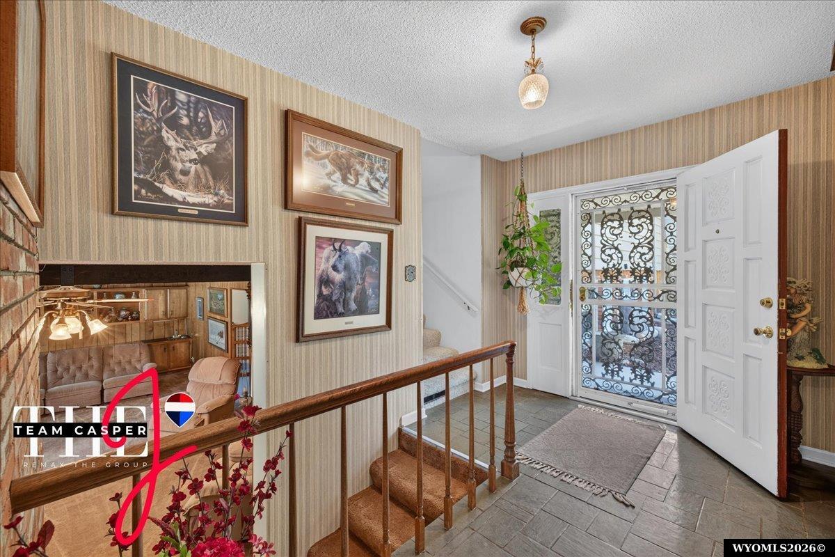 2103 West 42nd Street Casper, WY 82604 - Photo 9 of 50