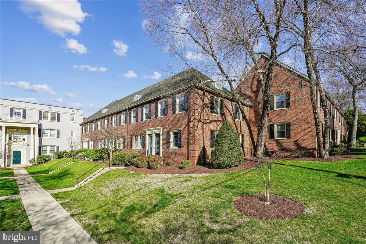 2015 38th Street Southeast, Unit B Washington, DC 20020 - Photo 2 of 30 a view of a house with a yard