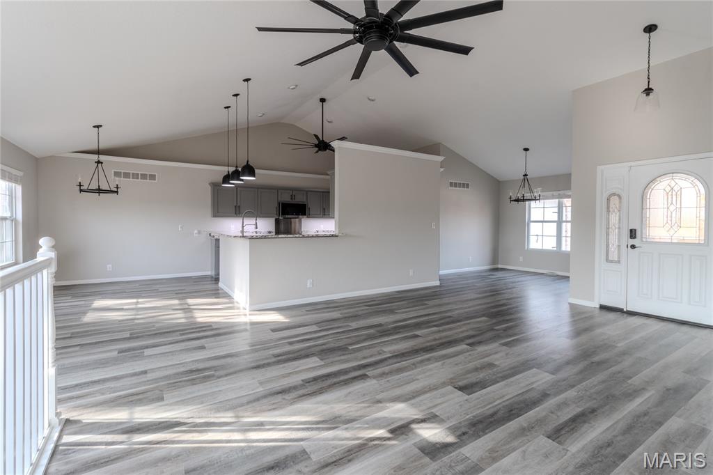 20361 Heritage Road St. Robert, MO 65584 - Photo 4 of 63