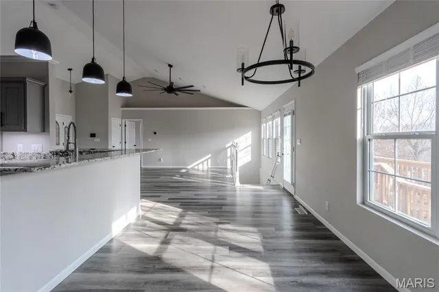 $430,000 | 20361 Heritage Road, St. Robert, MO 65584