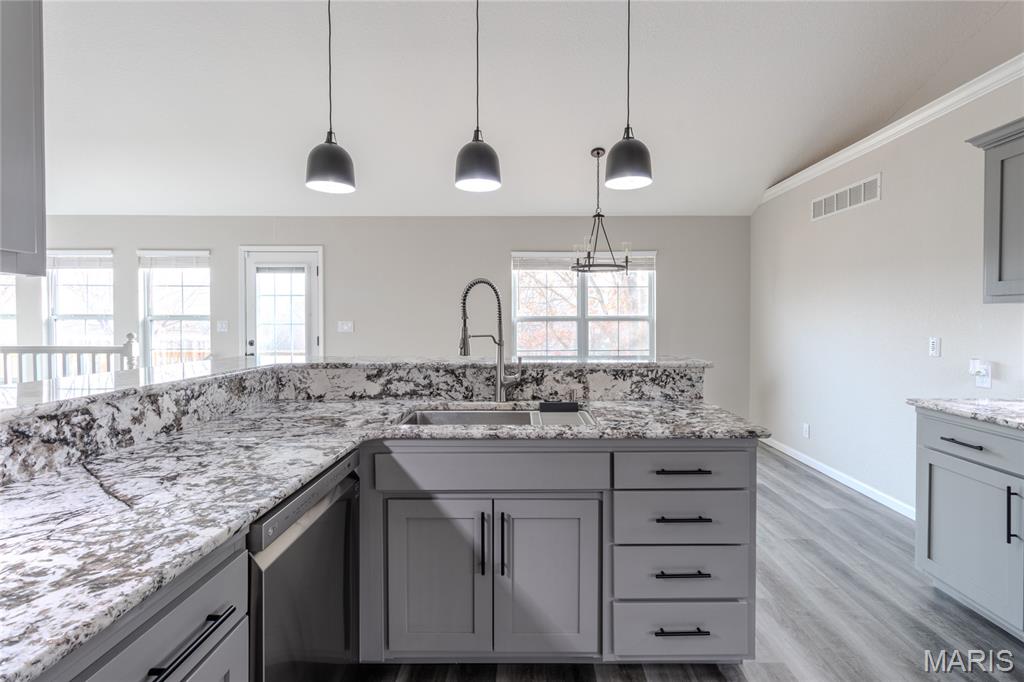 20361 Heritage Road St. Robert, MO 65584 - Photo 10 of 63