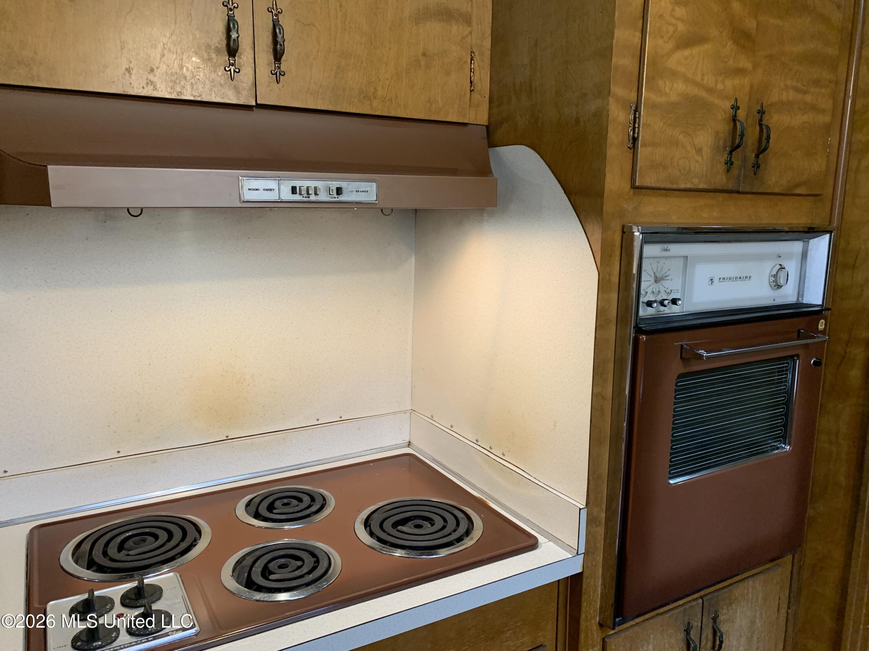 1520 Sebron Street Prentiss, MS 39474 - Photo 3 of 21 IMG_3902