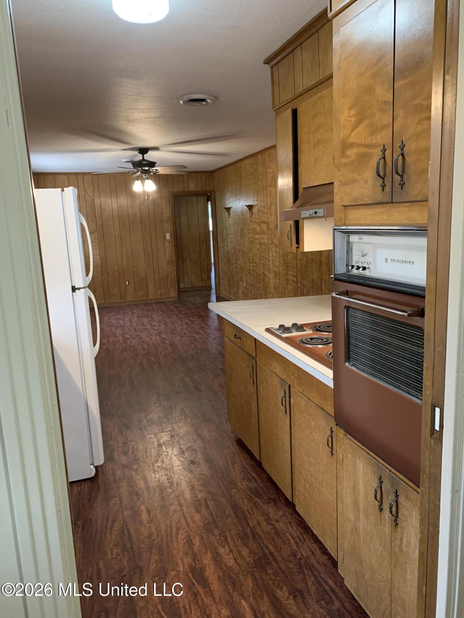 1520 Sebron Street Prentiss, MS 39474 - Photo 4 of 21 IMG_3908