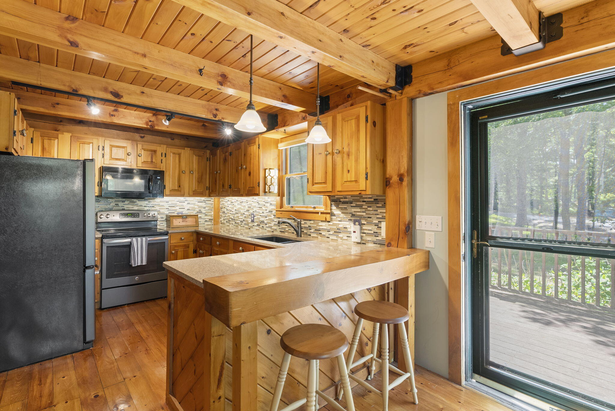 106 Hooper Shores Road York, ME 03909 - Photo 4 of 42 4