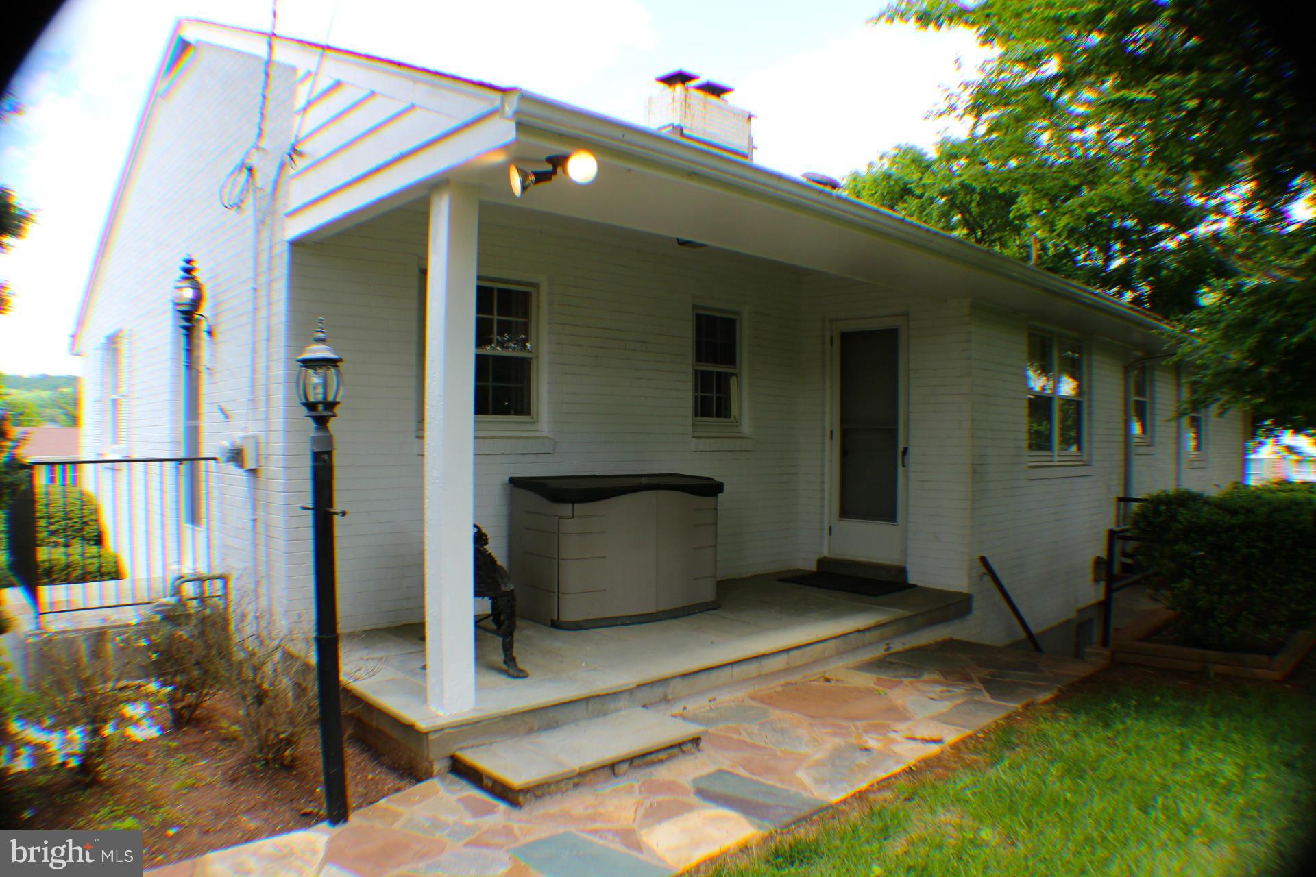 279 Dover Road Warrenton, VA 20186 - Photo 25 of 30 Covered Back Porch
