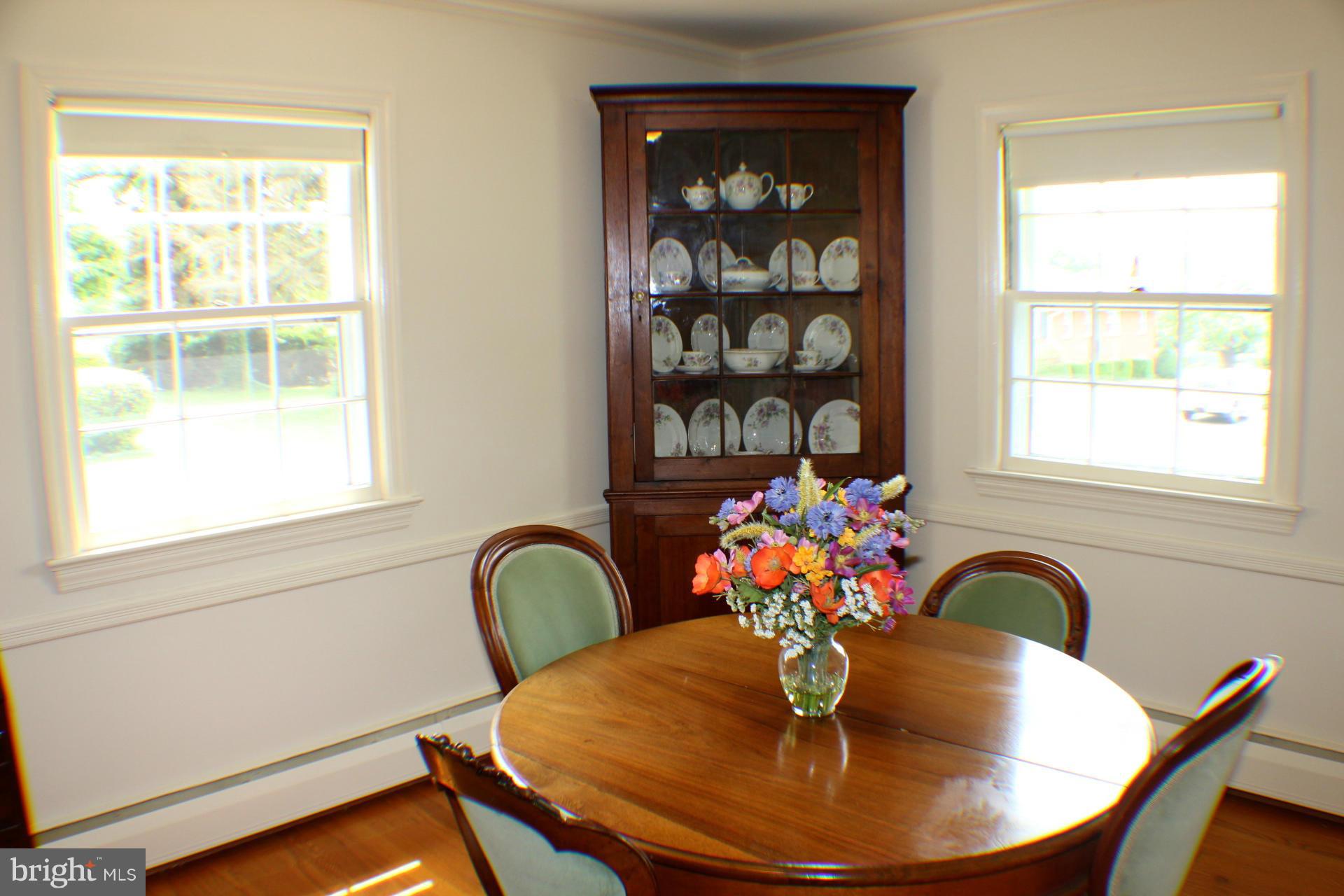 279 Dover Road Warrenton, VA 20186 - Photo 7 of 30 Separate Dining Room