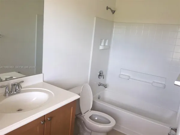 $2,350 | 27626 Southwest 142nd Avenue, Homestead, FL 33032