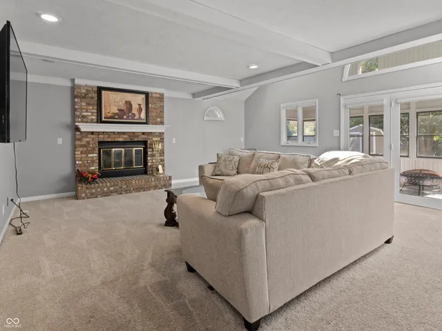 $399,999 | 11611 Capistrano Drive, Indianapolis, IN 46236