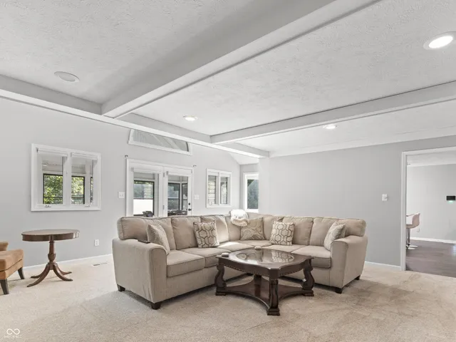 $399,999 | 11611 Capistrano Drive, Indianapolis, IN 46236