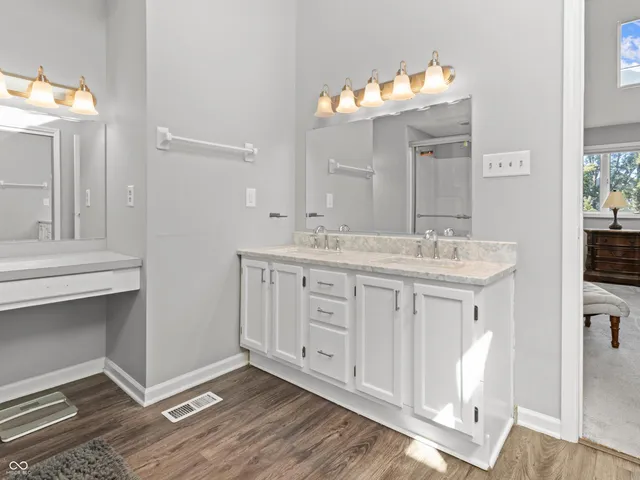 $399,999 | 11611 Capistrano Drive, Indianapolis, IN 46236