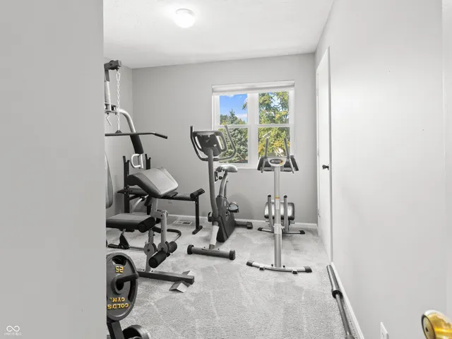 $399,999 | 11611 Capistrano Drive, Indianapolis, IN 46236