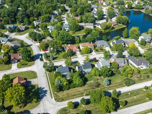 $399,999 | 11611 Capistrano Drive, Indianapolis, IN 46236