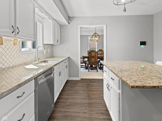 $399,999 | 11611 Capistrano Drive, Indianapolis, IN 46236