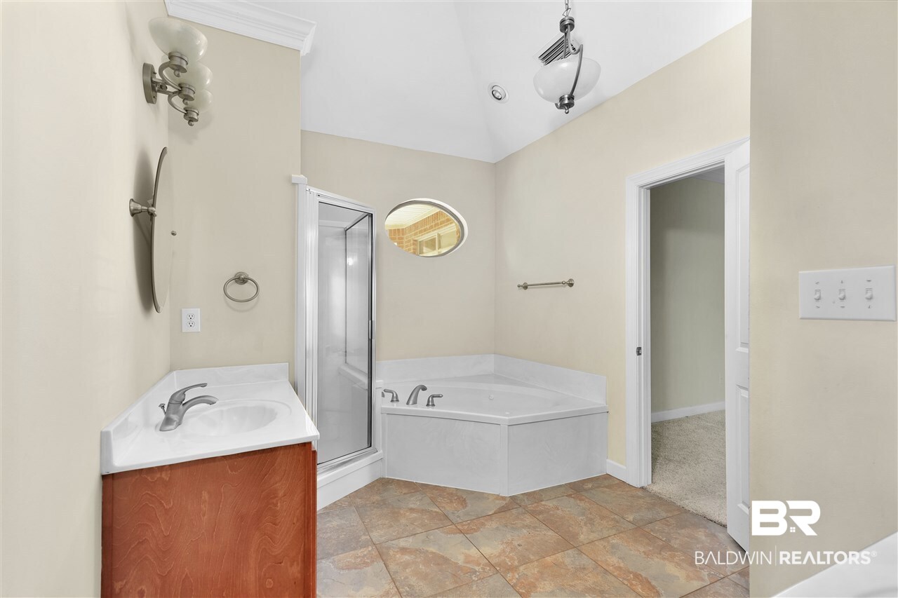 3231 Oneal Court Mobile, AL 36695 - Photo 12 of 26 Multiple Walk-In Closets