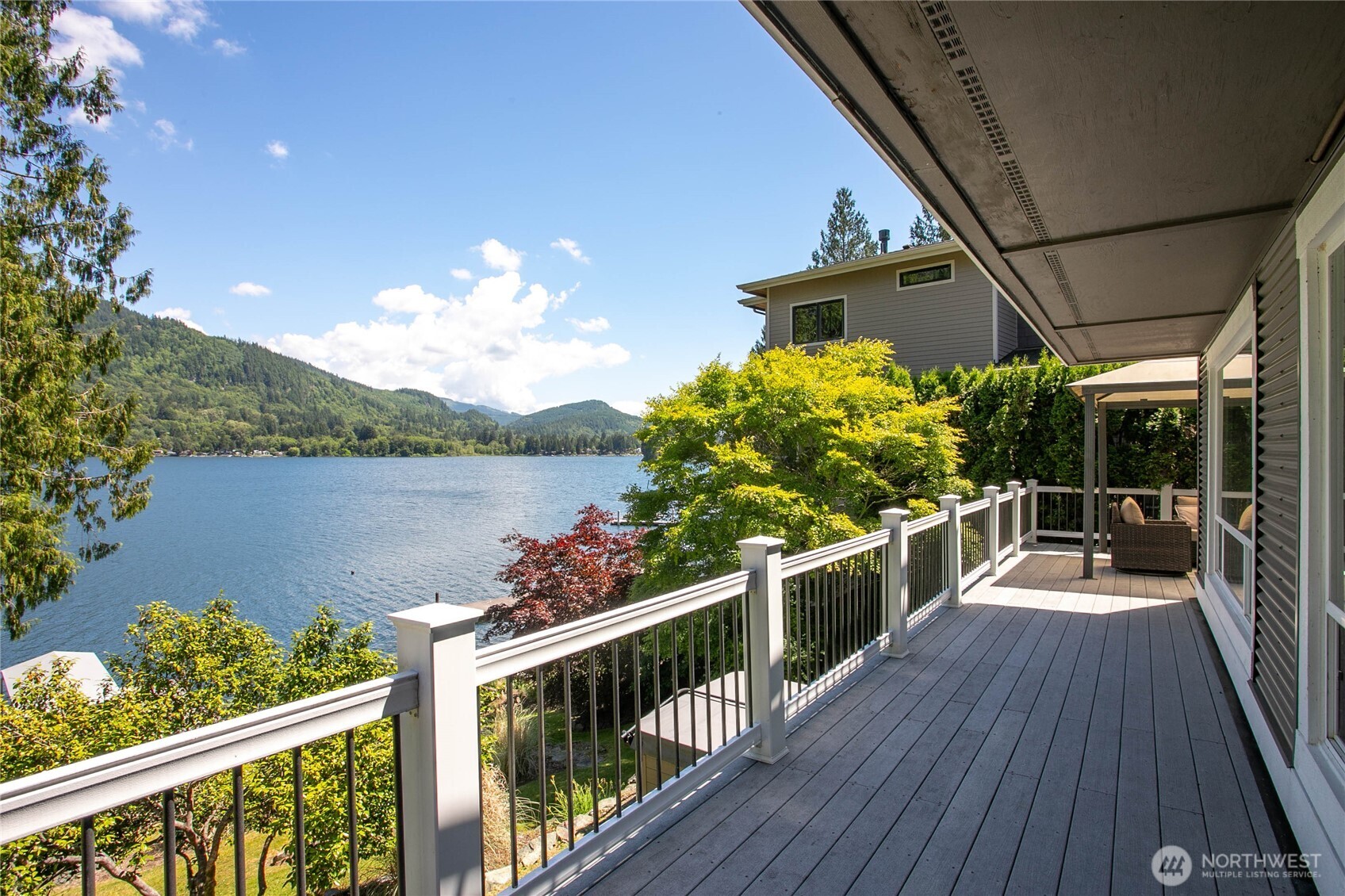 482 West Lake Samish Drive Bellingham, WA 98229 - Photo 25 of 40