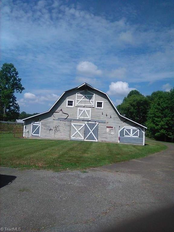 219 Thurmond Road Thurmond, NC 28683 - Photo 3 of 28