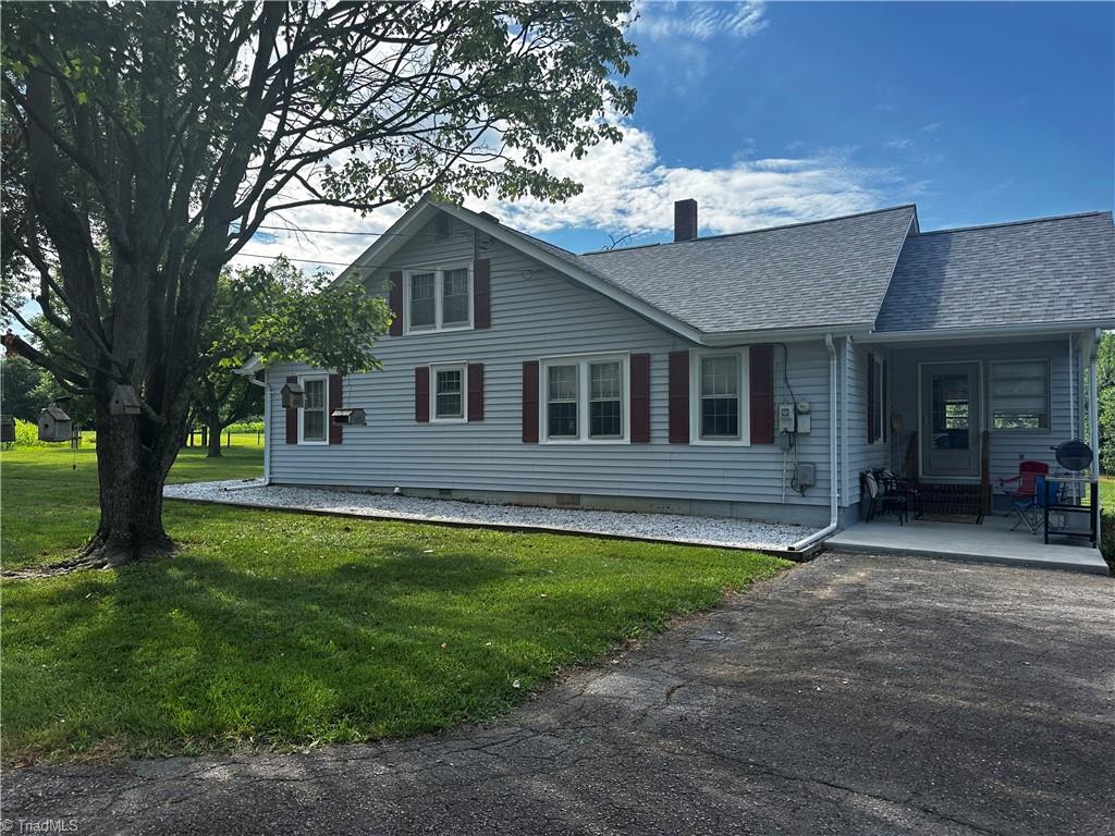 219 Thurmond Road Thurmond, NC 28683 - Photo 7 of 28