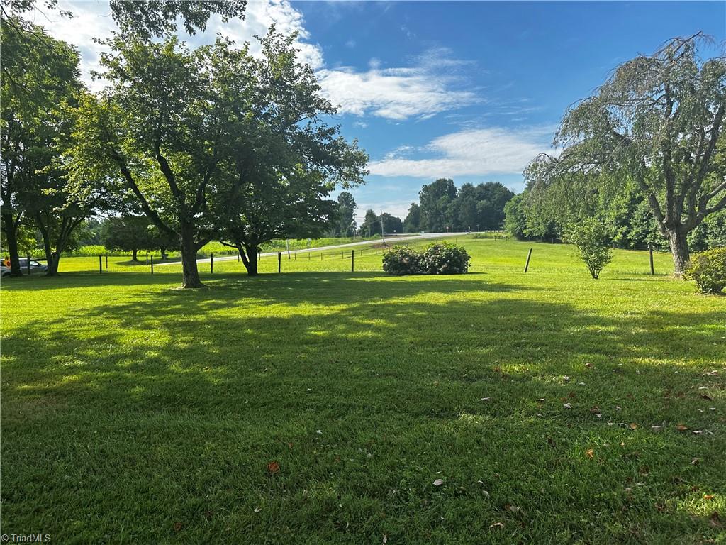 219 Thurmond Road Thurmond, NC 28683 - Photo 8 of 28