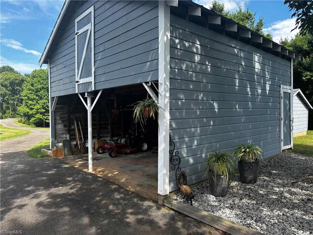 219 Thurmond Road Thurmond, NC 28683 - Photo 10 of 28