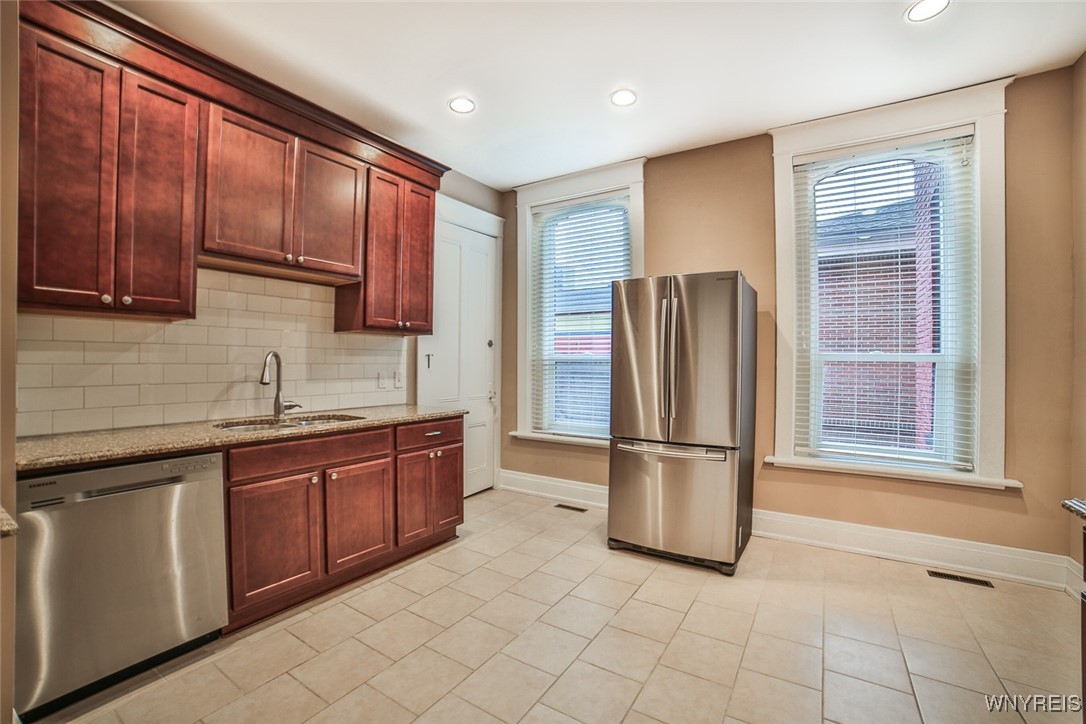 231 Niagara Street Buffalo, NY 14201 - Photo 40 of 50