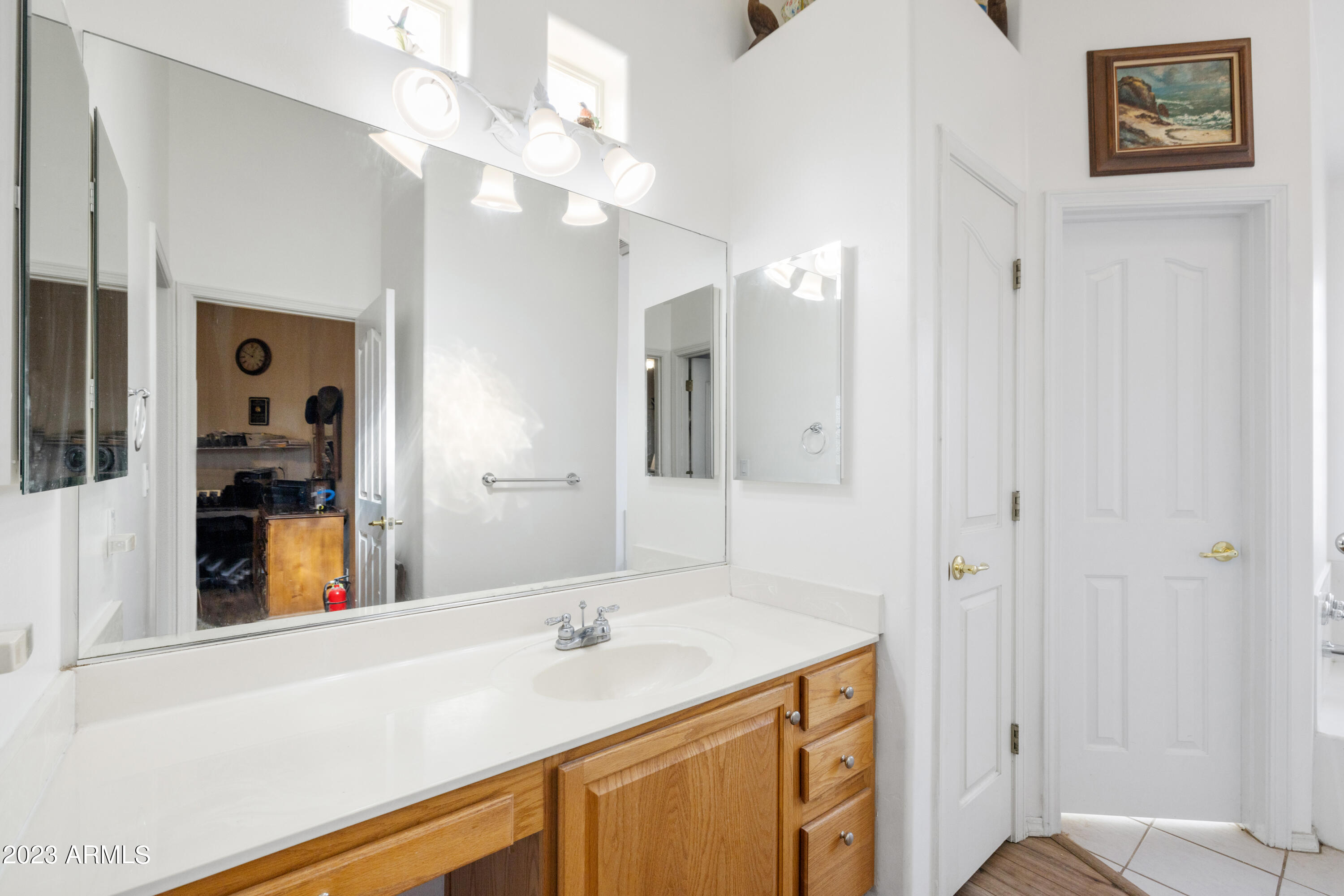 11109 Pima Road, Unit 4 Dewey, AZ 86327 - Photo 11 of 33 018_Primary Bathroom
