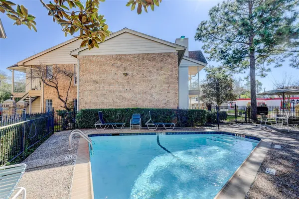 $125,000 | 12550 Whittington Drive, Unit 203, Houston, TX 77077