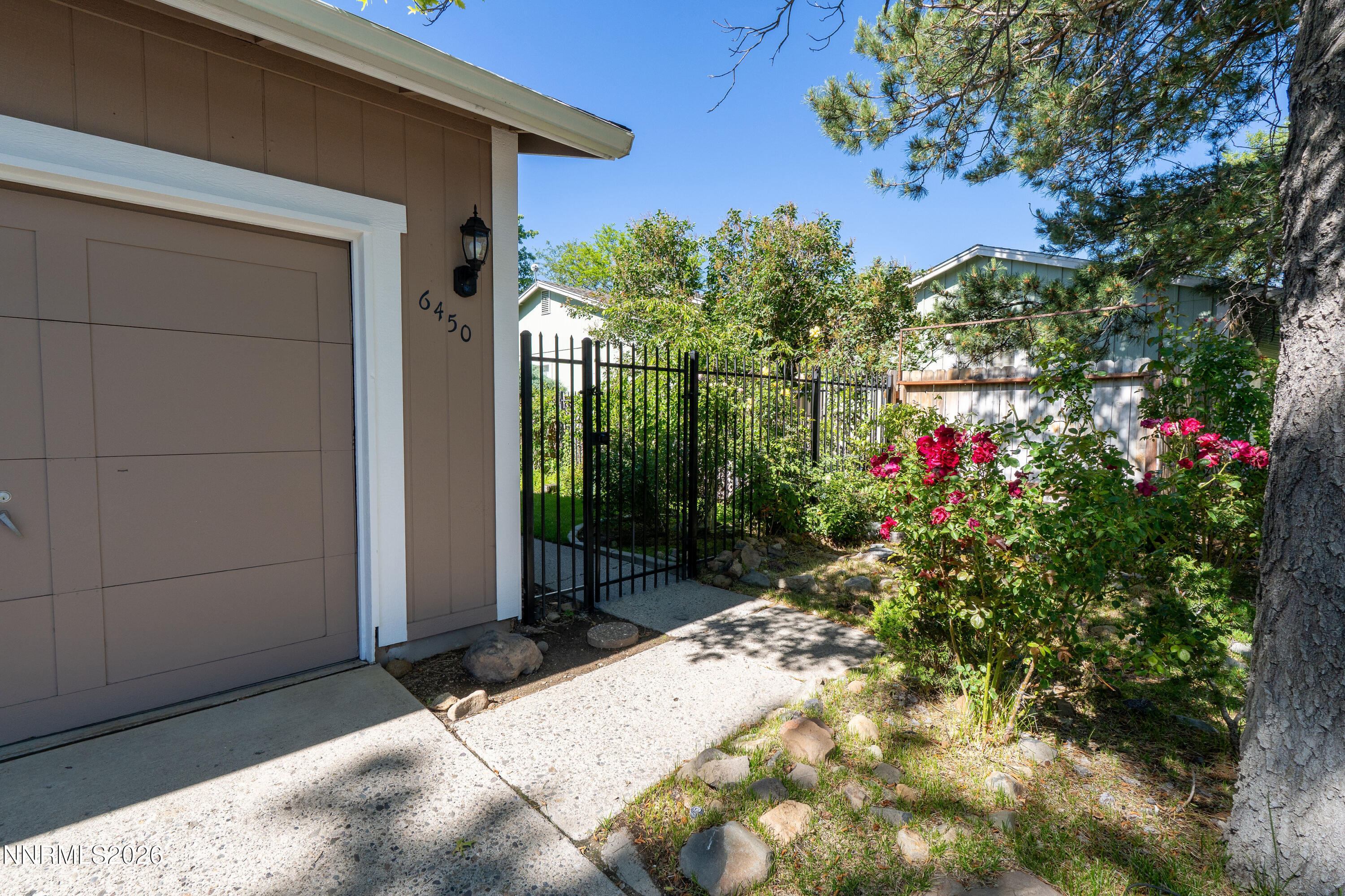6450 Lotus Street Reno, NV 89506 - Photo 4 of 26 AR504342-HDR