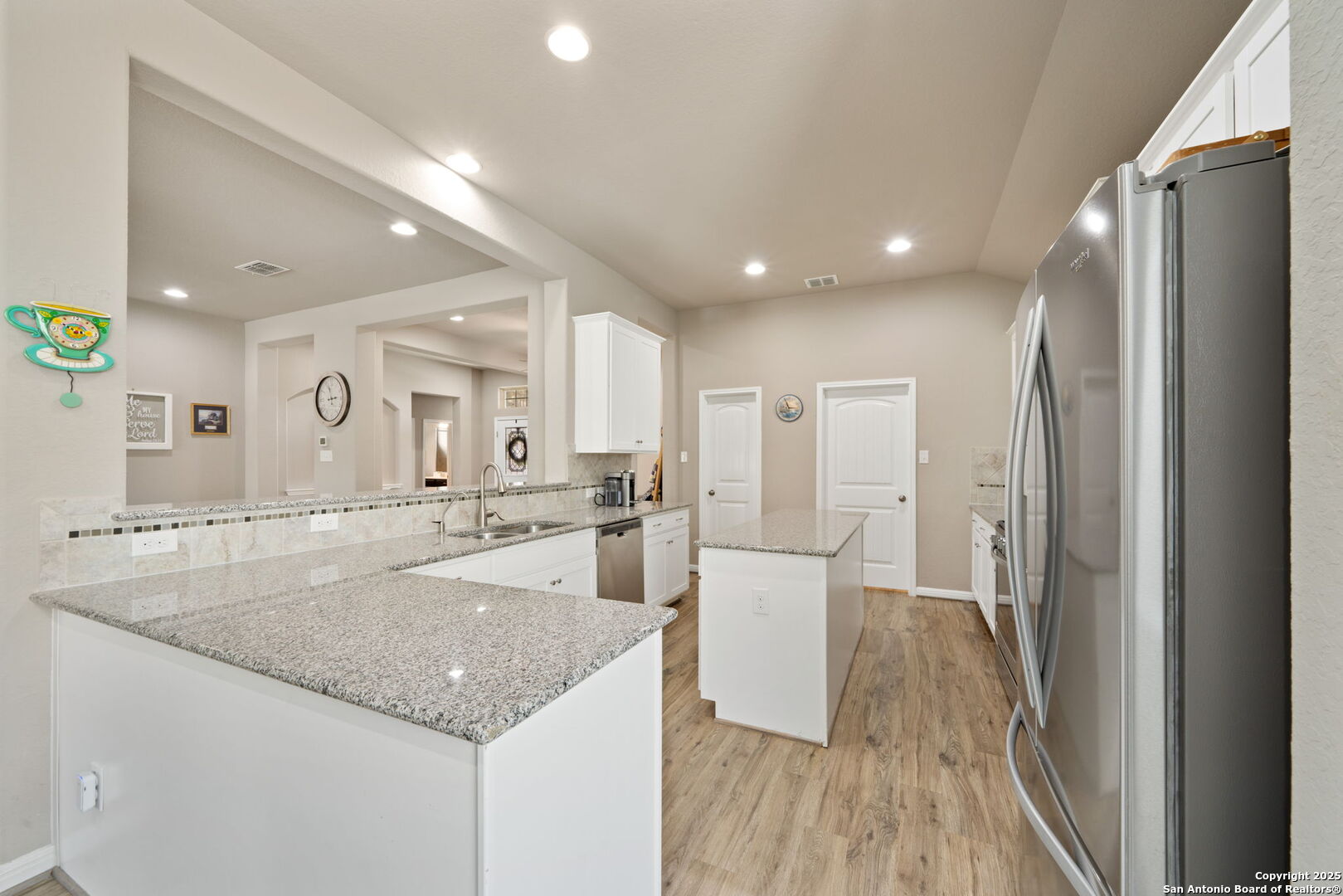 9743 Monken Boerne, TX 78006 - Photo 14 of 39