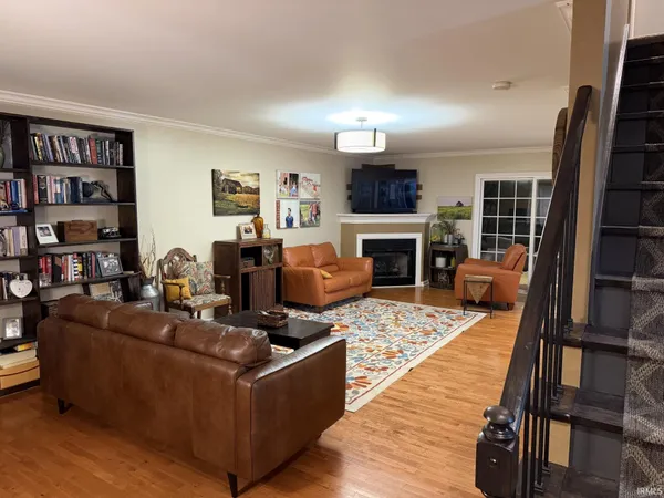 $339,900 | 212 Alexandria Street, Newburgh, IN 47630