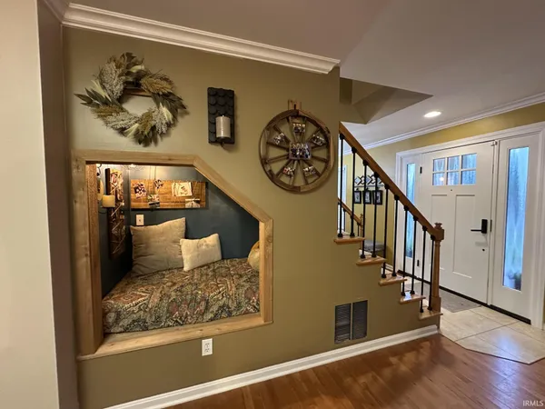 $339,900 | 212 Alexandria Street, Newburgh, IN 47630