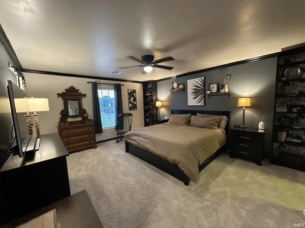 $339,900 | 212 Alexandria Street, Newburgh, IN 47630