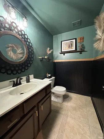 $334,900 | 212 Alexandria Street, Newburgh, IN 47630