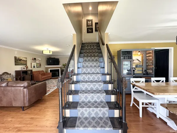 $334,900 | 212 Alexandria Street, Newburgh, IN 47630