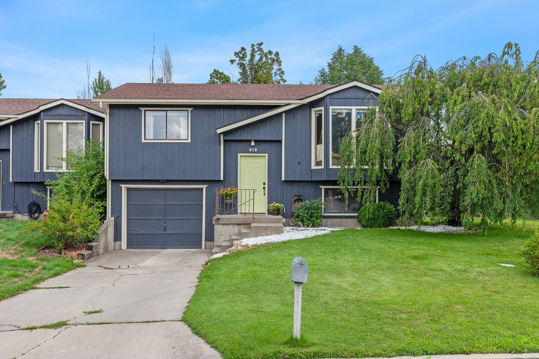 919 South Calvin Road Spokane Valley, WA 99037 - Photo 9 of 41