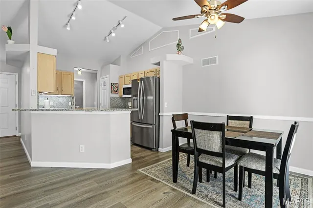 $369,900 | 211 Butternut Stage Drive, St. Peters, MO 63376