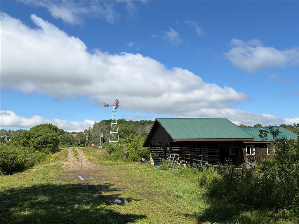 7690 Banks Road Pike, NY 14066 - Photo 45 of 49