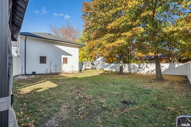 $200,000 | 404 South College Avenue, Aledo, IL 61231