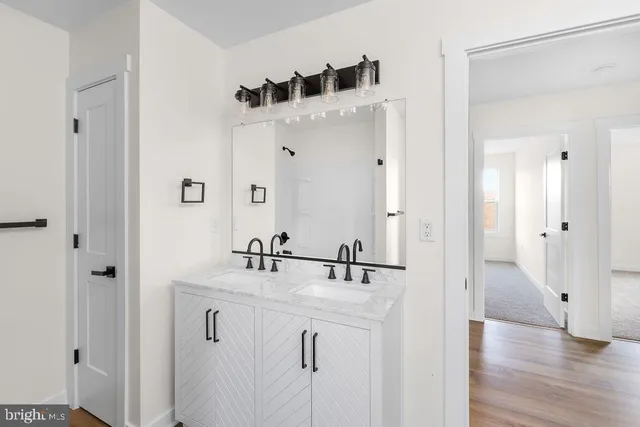 $549,000 | 1086 Reynolds Road, Cross Junction, VA 22625