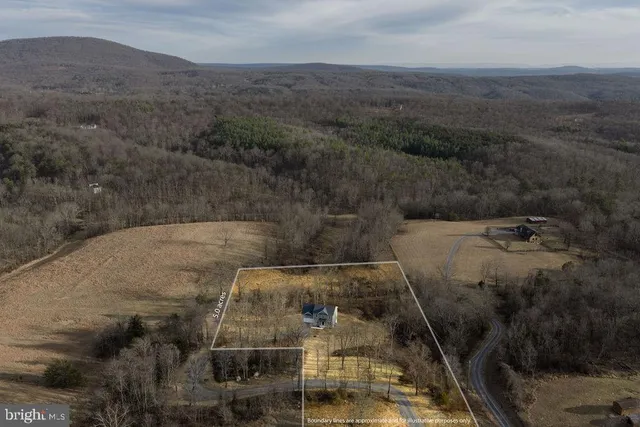 $549,000 | 1086 Reynolds Road, Cross Junction, VA 22625