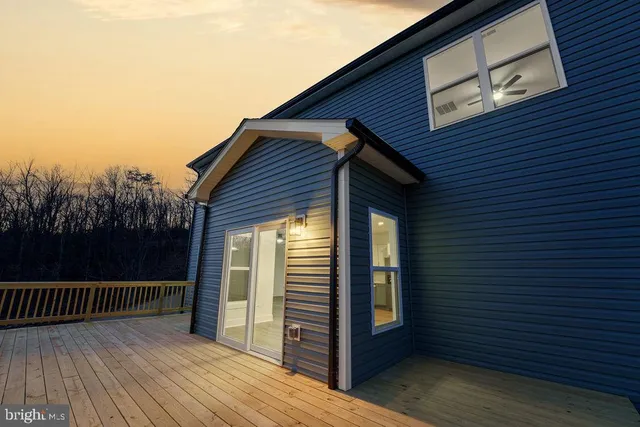 $549,000 | 1086 Reynolds Road, Cross Junction, VA 22625