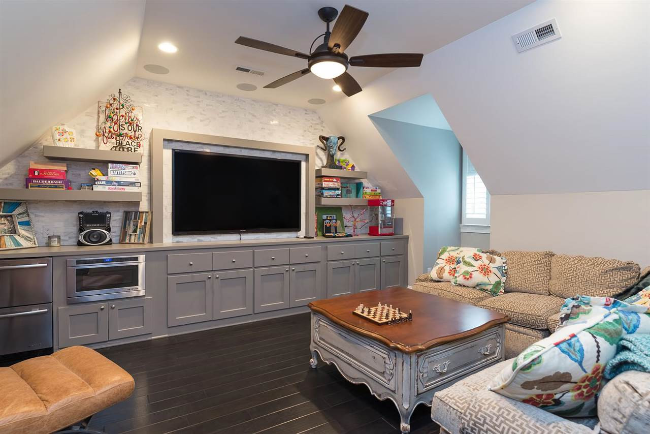 3623 Rolston Drive Raleigh, NC 27609 - Photo 17 of 25 Photo 17
