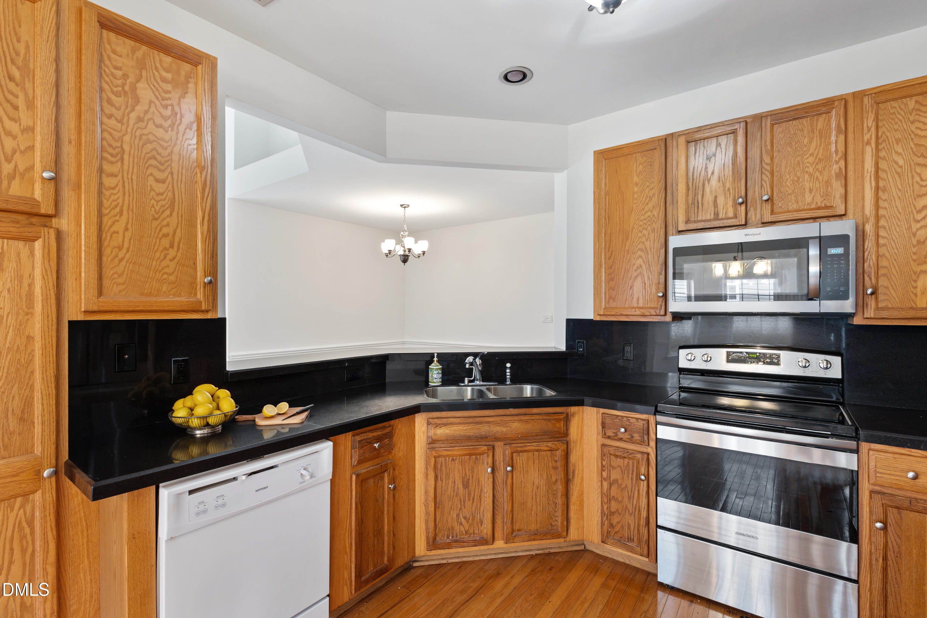 321 Seastone Street Raleigh, NC 27603 - Photo 10 of 40 CY1A4077