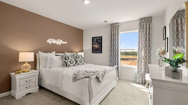 $335,600 | 105 Fox Chase Court, Griffin, GA 30224