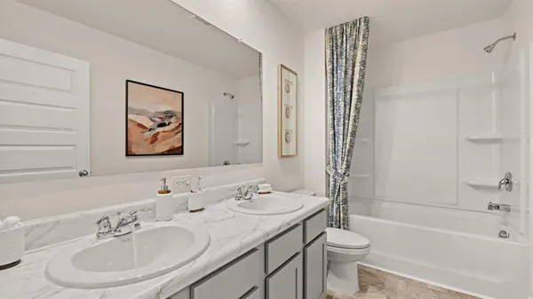 $335,600 | 105 Fox Chase Court, Griffin, GA 30224